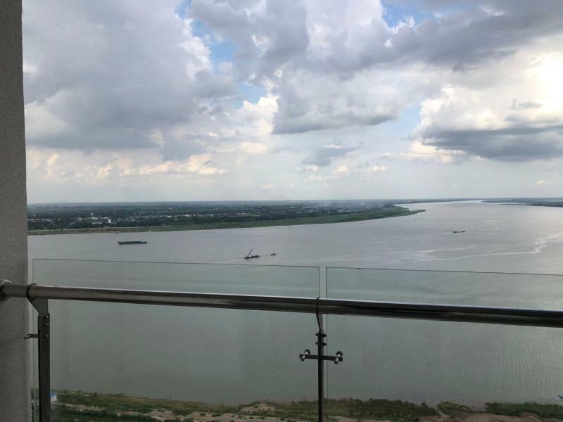 D.I.Riviera International Hotel Phnom-Penh Buitenkant foto