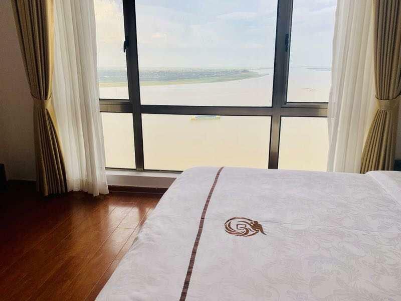 D.I.Riviera International Hotel Phnom-Penh Buitenkant foto